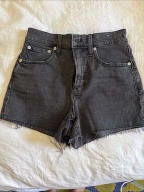 Madewell Black High-Rise Raw Hem Denim Shorts